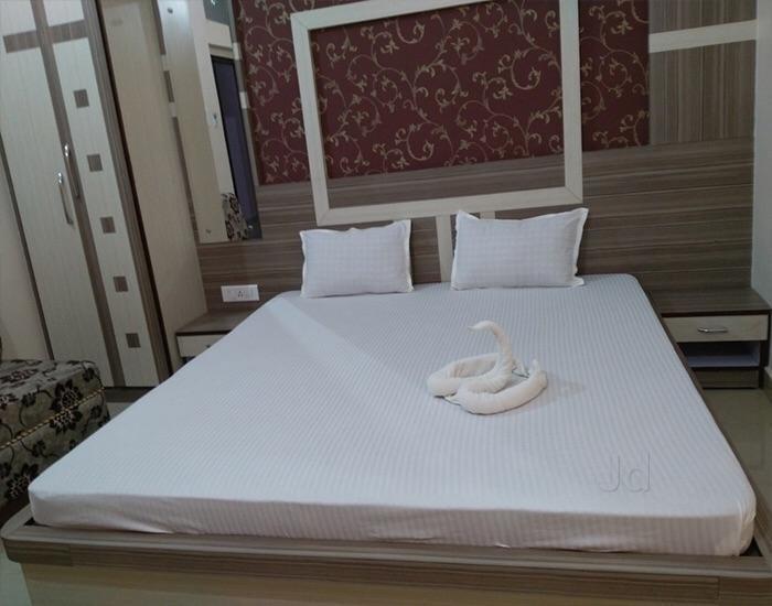 Hotel R K Residency מוזאפרפור מראה חיצוני תמונה